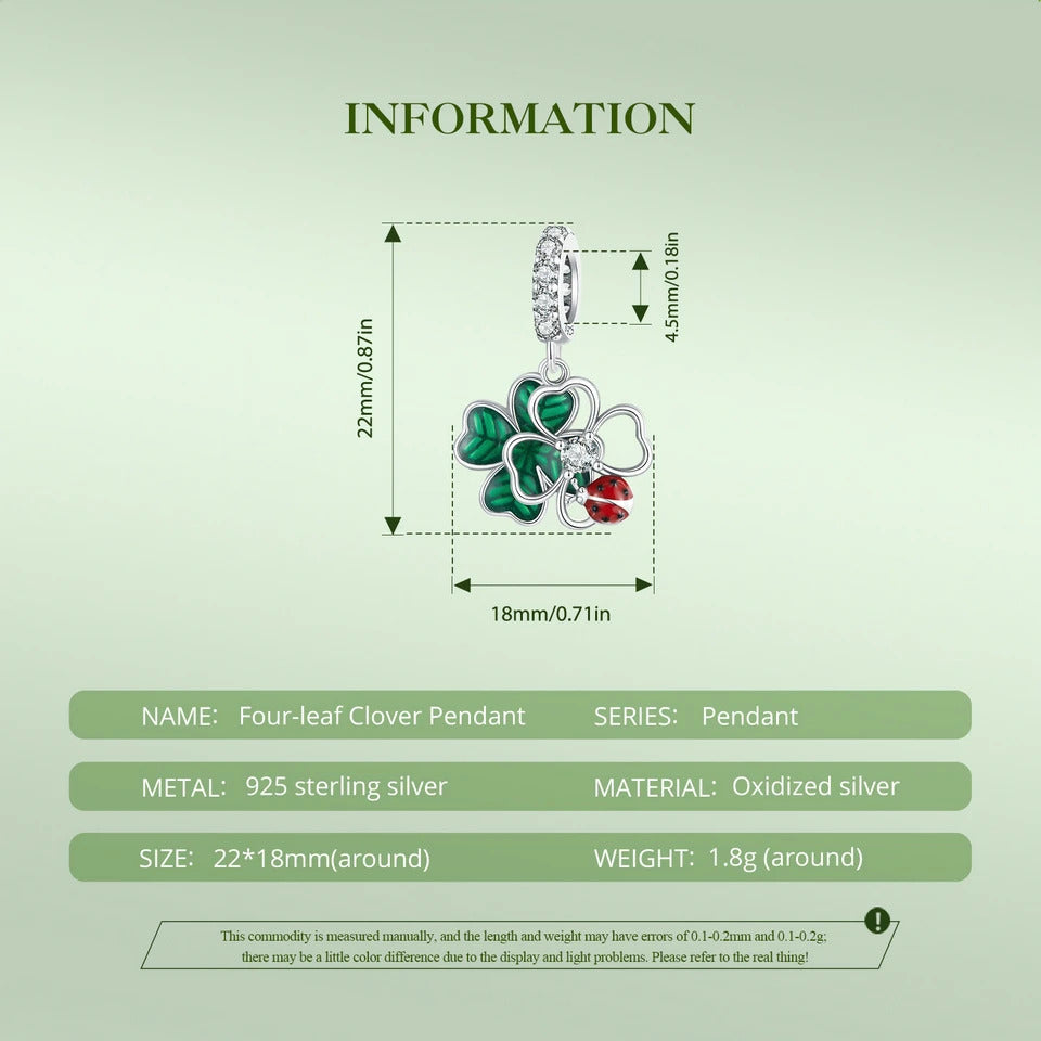 Sterling 925 Silber Vierblättriges Kleeblatt mit einem Marienkäfer Charme