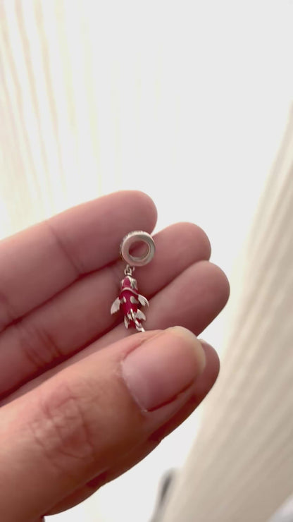 Roter Koi-Glücksfisch aus Sterlingsilber 925